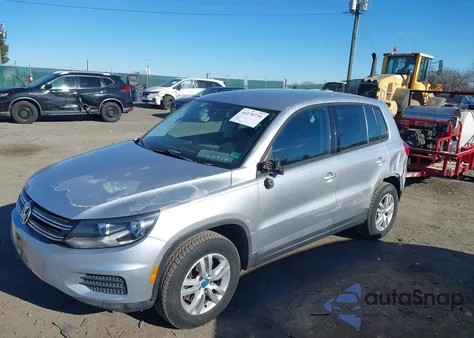 2012 Volkswagen Tiguan S из США, поврежденный, VIN WVGAV7AX3CW524248